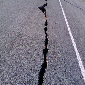 Destrozos causados por un terremoto. / Richard Walker (FLICKR)