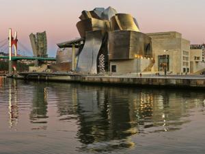 Museo Guggenheim Bilbao. / txlopez (PIXABAY)