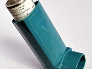 Inhalador para el asma. / InspiredImages (PIXABAY)
